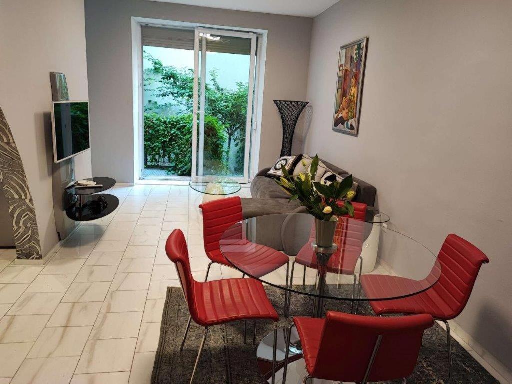 Central Vienna Apartment With Unique 40M2 City Garden & Self Check In Esterno foto