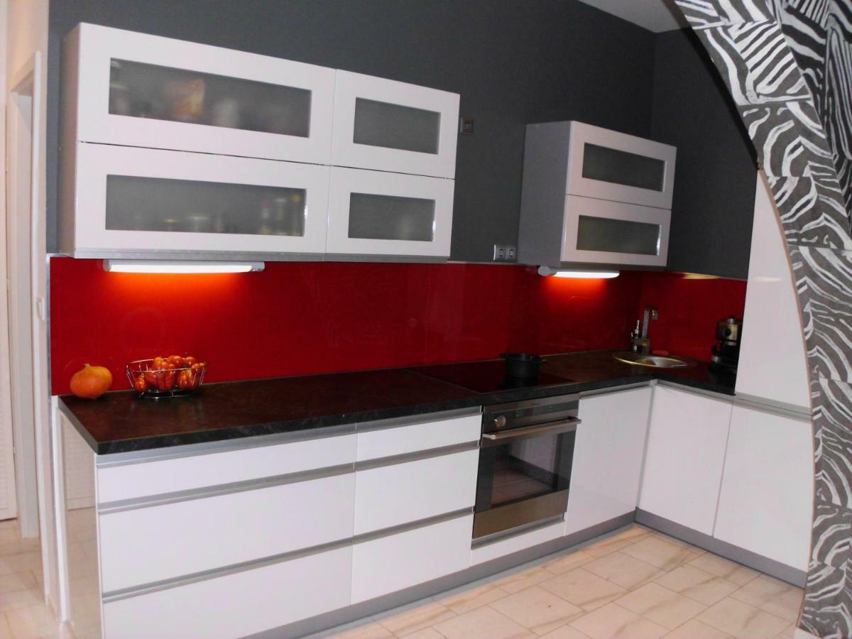 Central Vienna Apartment With Unique 40M2 City Garden & Self Check In Esterno foto
